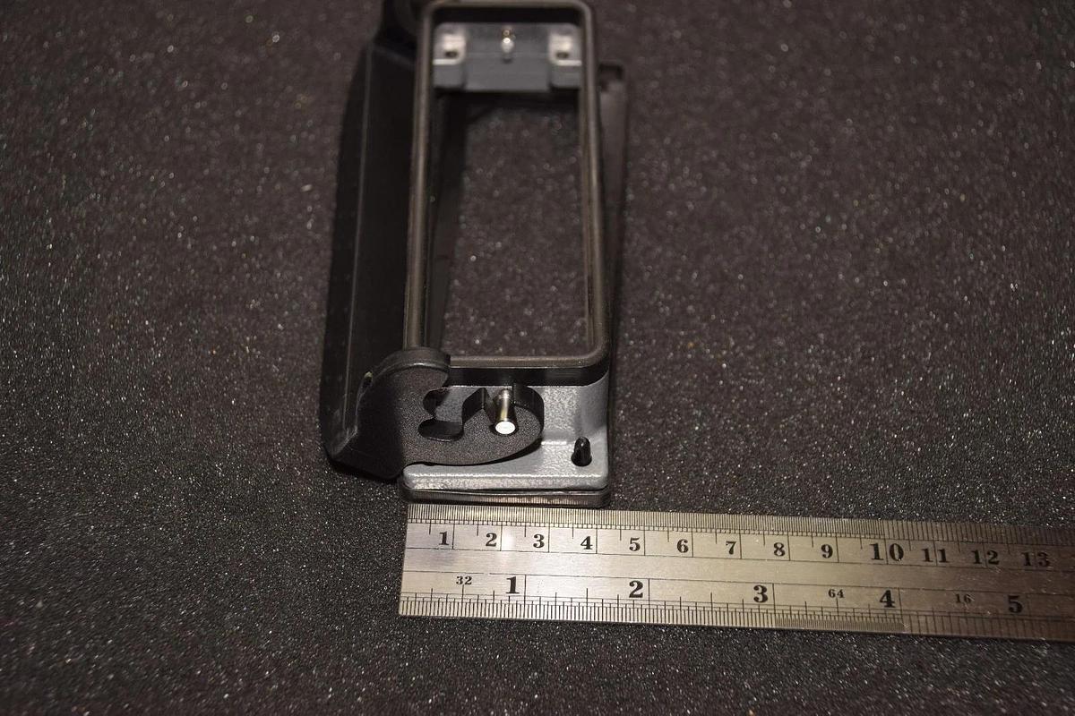 T&B 57696 PANEL MOUNT BASE NEW