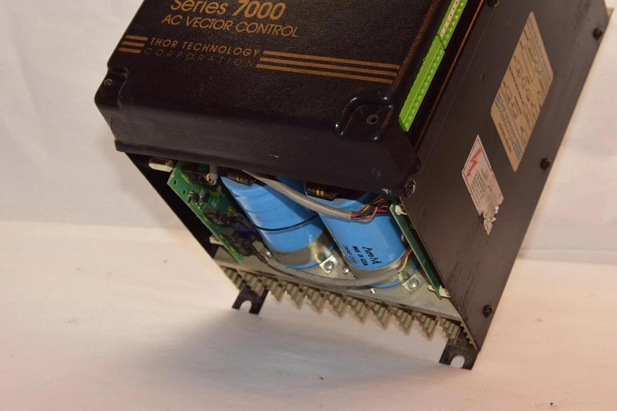 Used THOR TECHNOLOGY 7402-003 Rev A 3HP 480V 3PH 7000 Series AC Vector Controller