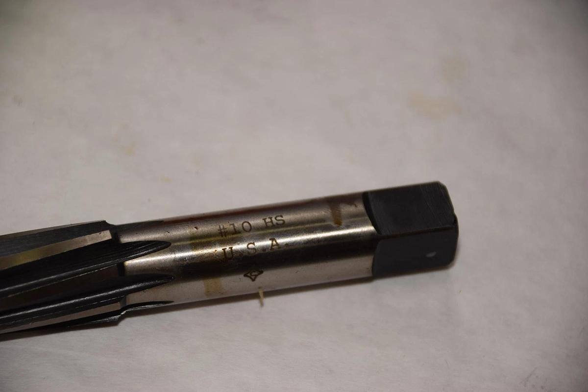 CLEVELAND 659 #10 HIGH SPEED STEEL HAND REAMER NEW