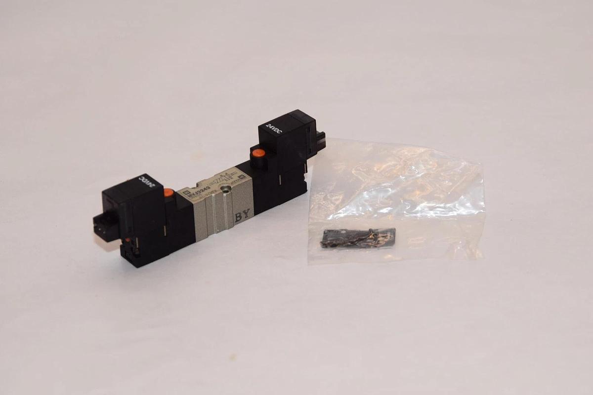 (NEW) SMC NVJ3243-5L0Z 24V Coil Solenoid Valve