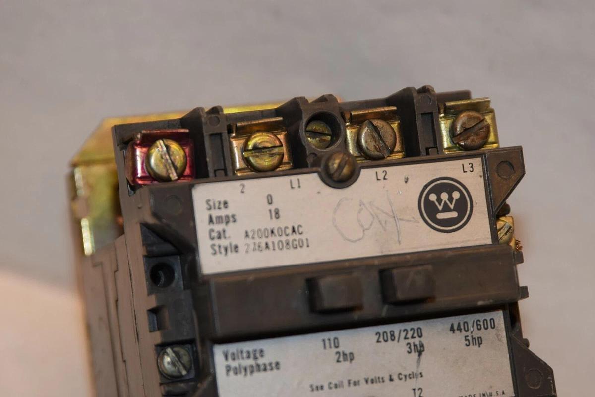 Used WESTINGHOUSE A200K0CAC 18A Size 0 110/120V 50/60Hz Coil Contactor