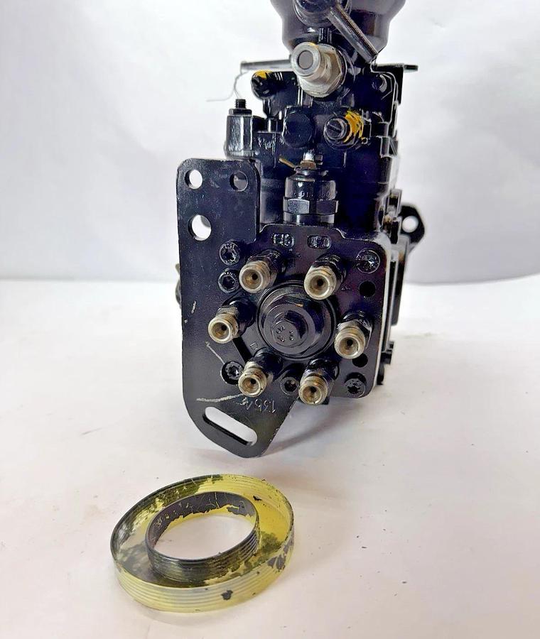 Bosch Fuel Injection Pump 0-460-426-368 0460426368 VE6/12F1100R962 (NOS)