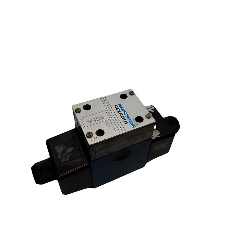 (New) MANNESMANN REXROTH 4WE 10 E32/CW110N9DA  4WE10E32CW110N9DA N15