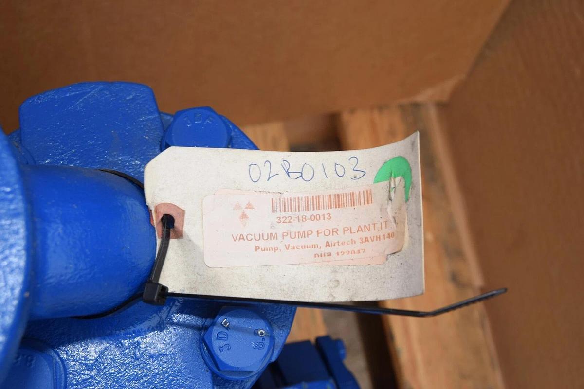 Airtech Vacuum Pump Speck VU0140-41-10-000 1450/1750rpm 150pmin 145/174v (NOS)