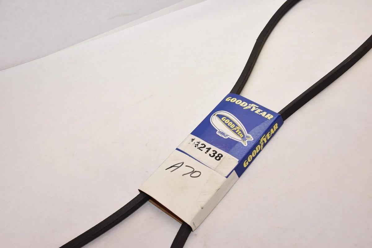 Goodyear V-belt HY-T Plus A70 4L720 (NEW) *MADE in USA*