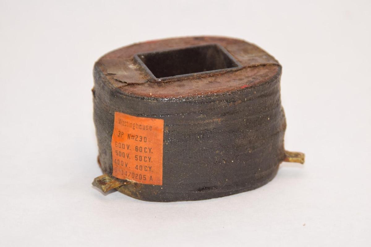 Used WESTINGHOUSE S-1470205 A 600V, 60cy / 500V, 50cy / 400V, 40cy Coil