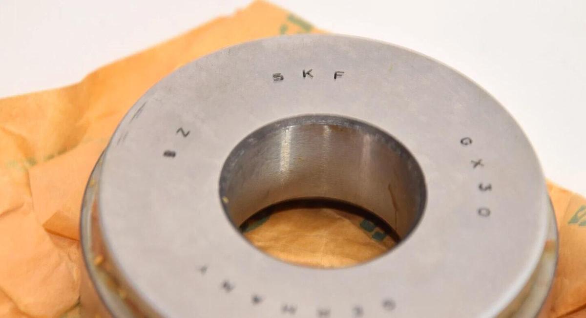 SKF GX30F GX 30 F GX-30-F BEARING *NEW*
