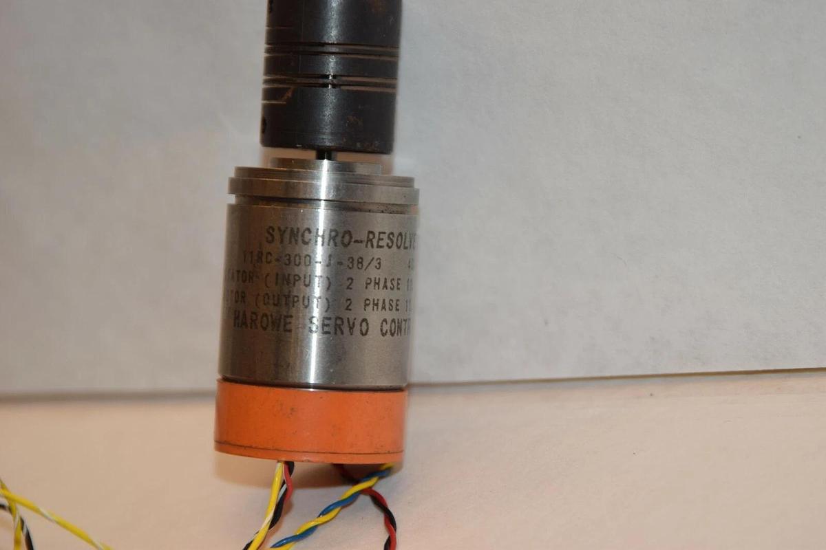 Used HAROWE SERVO 11RC-300-J-38/3 400Hz SYNCHRO RESOLVER