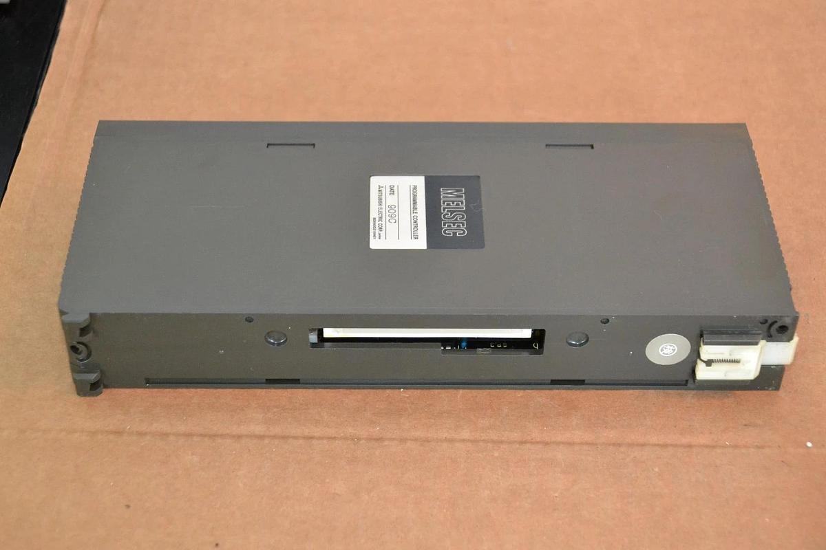 Used MITSUBISHI MELSEC Programmable Controller PLC A70MDF