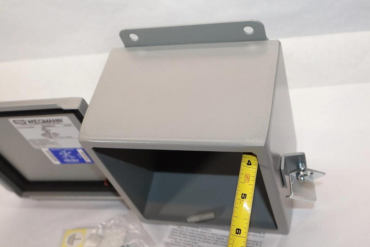 (NEW) WIEGMANN Hubbell B060604CH TYPE 12 Enclosure 6" X 6" X 4"