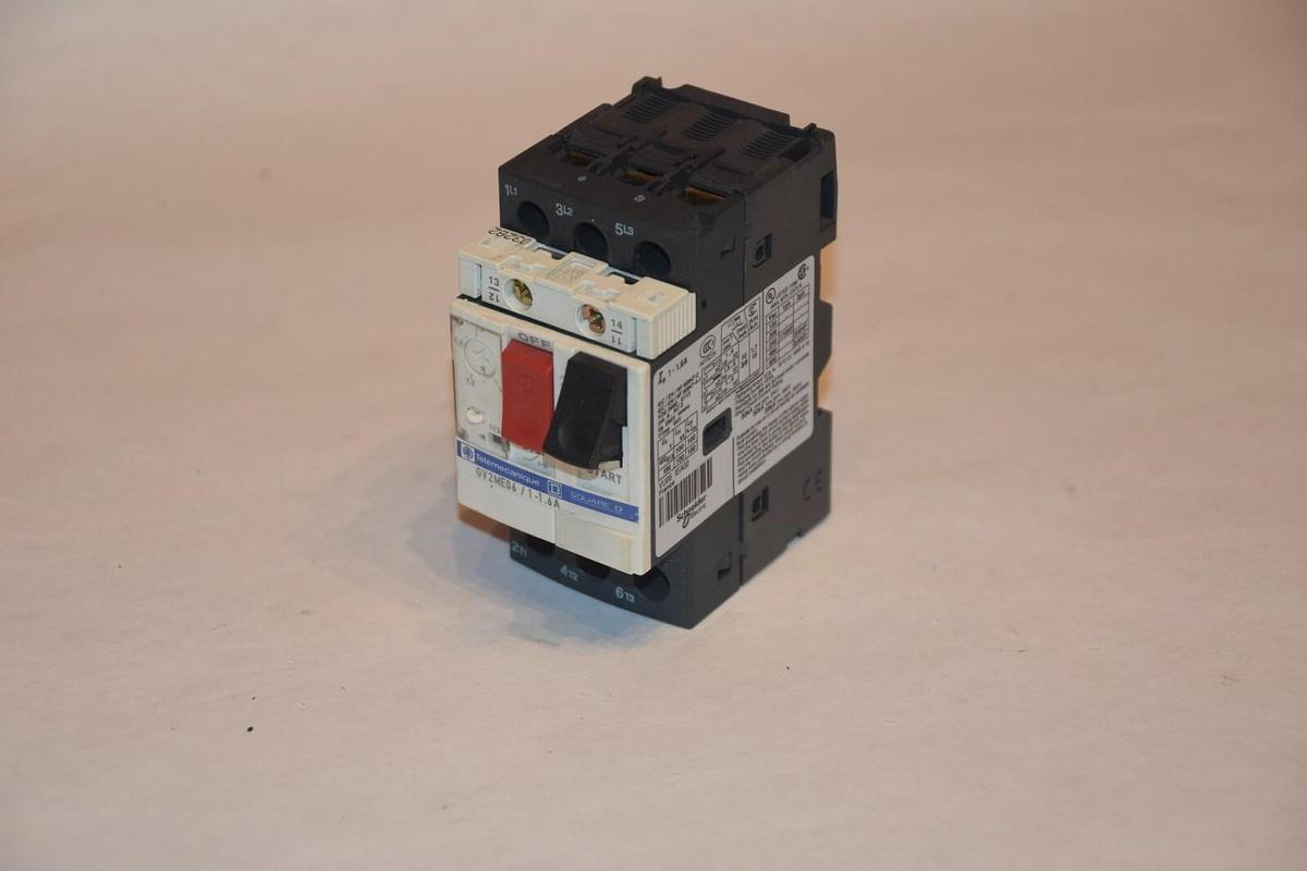 Used TELEMECANIQUE / SQUARE / SCHNEIDER ELECTRIC GV2ME06/1-1.6A CIRCUIT BREAKER