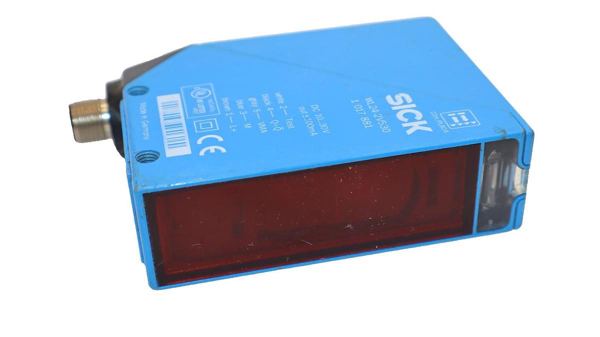 Used Sick Photoelectric Sensor Switch 10-30Vdc 100mA WL24-2V530