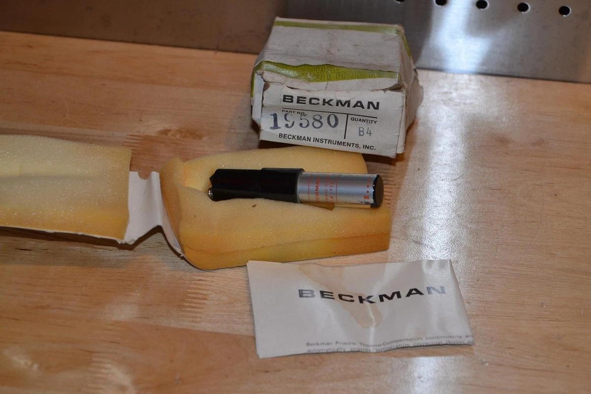 NEW BECKMAN 19580 THERMO COMPENSATOR PROBE