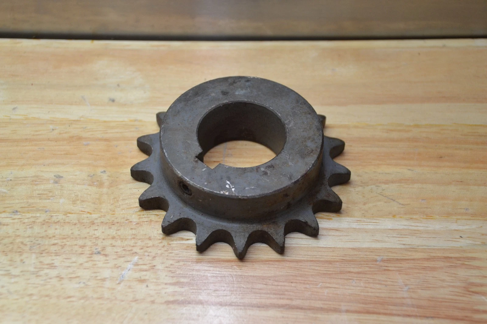 Browning 5017X1 7/16 7/16" 17 Tooth Roller Chain Sprocket 1-7/16"