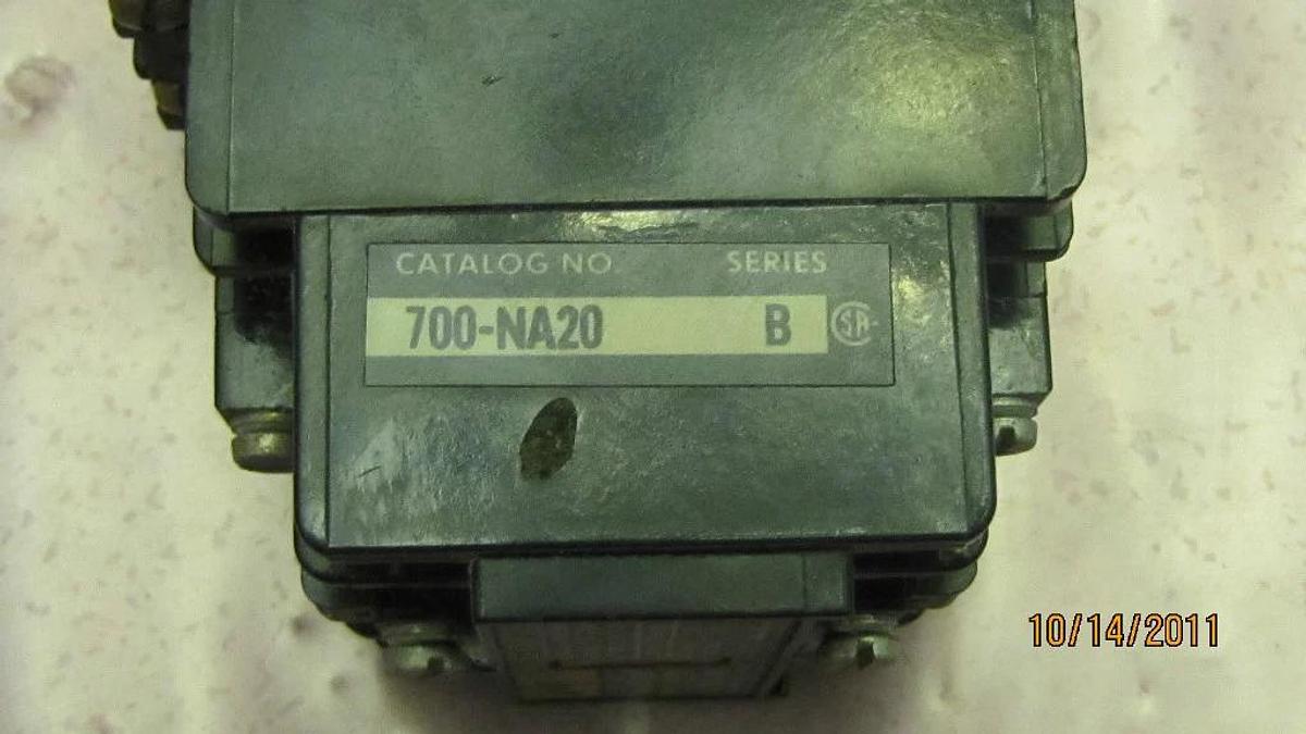Used Allen Bradley Overload Relay 700-N200A1 700-NA20 700 NA20 700NA20 120V