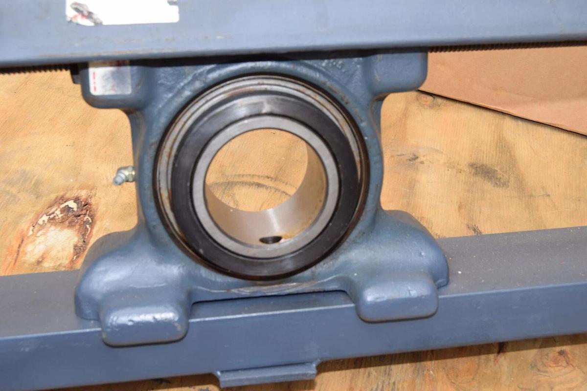 Link-Belt Take-Up 18" Take Up Frame Bearing Kit Assembly TDS-247-18 2-15/16" NOS