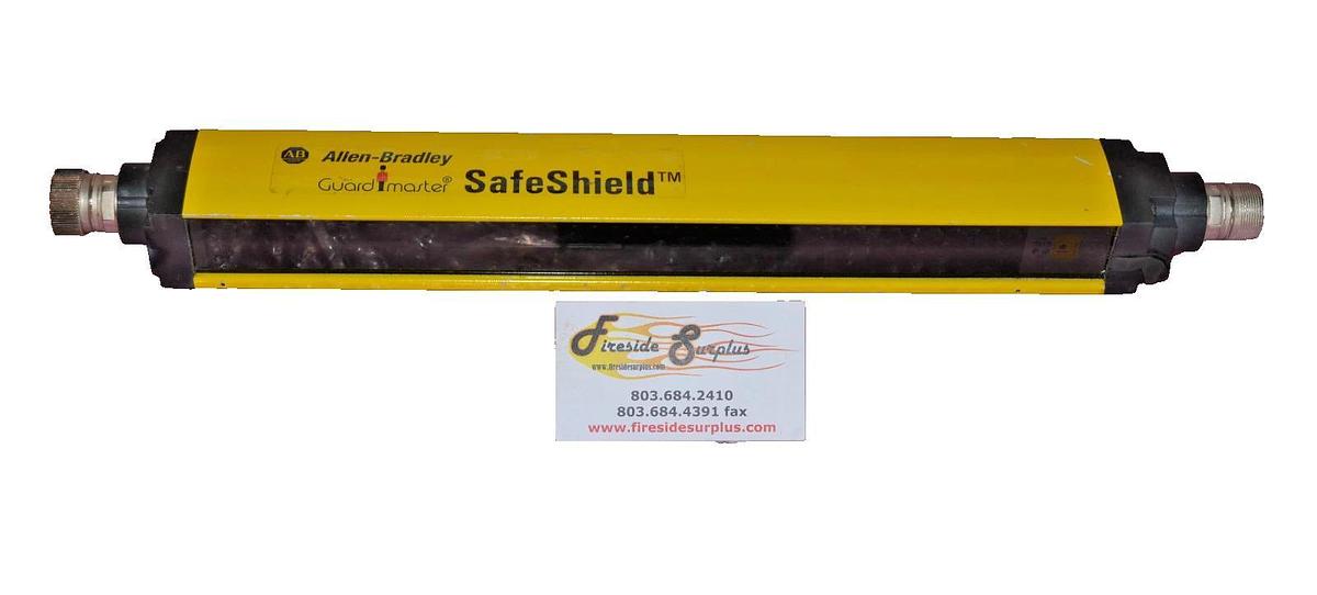 Used Allen Bradley Safety Light Curtain Sensor TA40314DACD A 442L 24V 24 V