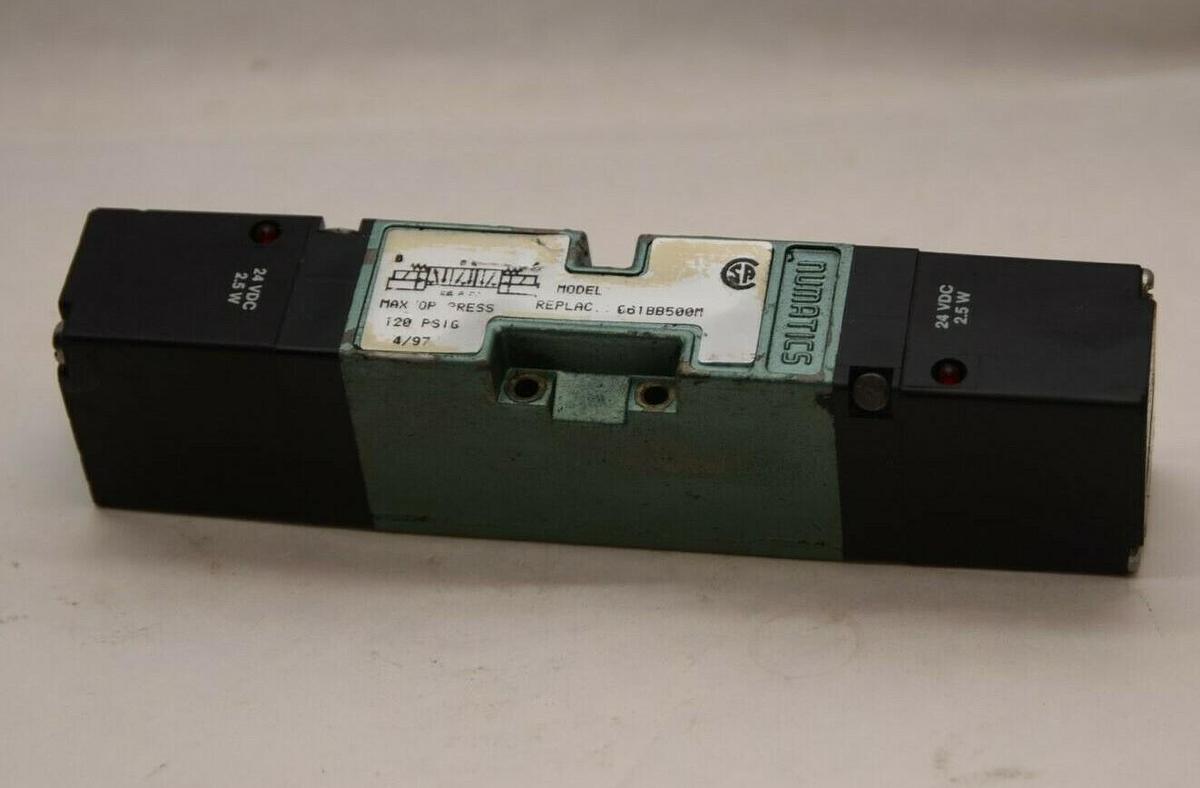 Used NUMATIC 061BB500M 120psig 24Vdc 2.5W Coil Pneumatic Solenoid Valve