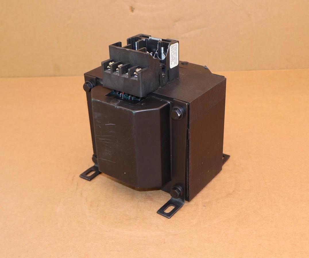 EGS Hevi-Duty Industrial Control Transformer E11003PB 1.1kva E3PB (New, dmg)