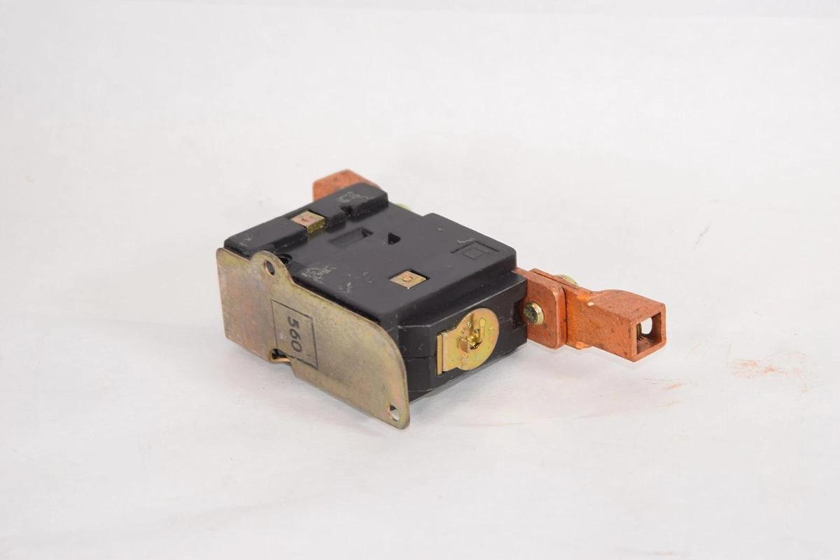 (NEW) SQUARE D AUO-IL AUO IL Class 9065 600V Thermal Overload Relay *Oxidation*