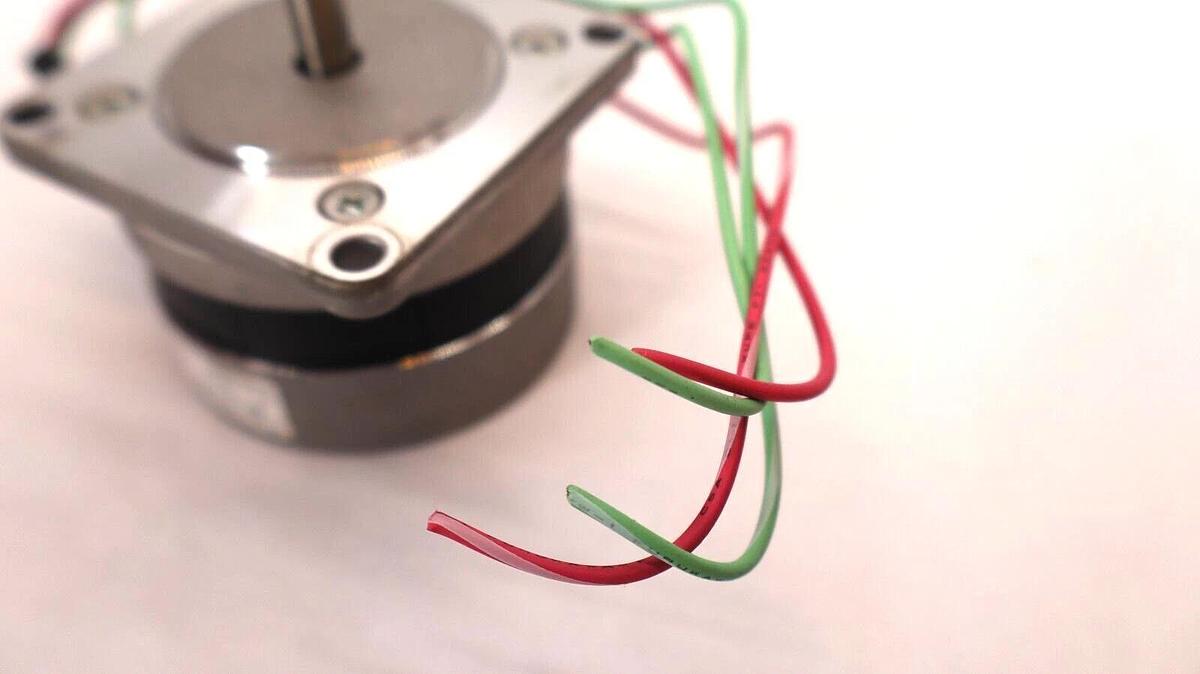 Used Shinano Kenshi Stepping Stepper Motor STH-55D1002 STH55D1002 1.8degStep *NO CONN