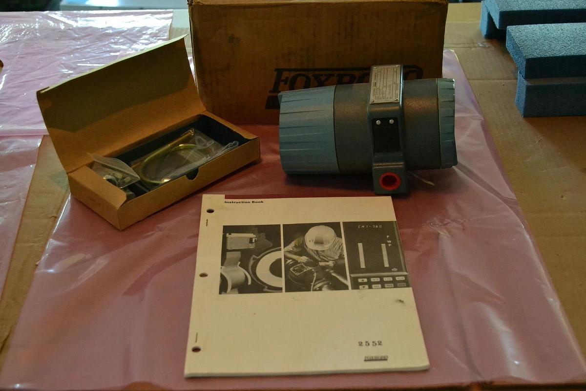 FOXBORO TRANSMITTER 870EC-EV18A 870EC EV18A 870ECEV18A NEW
