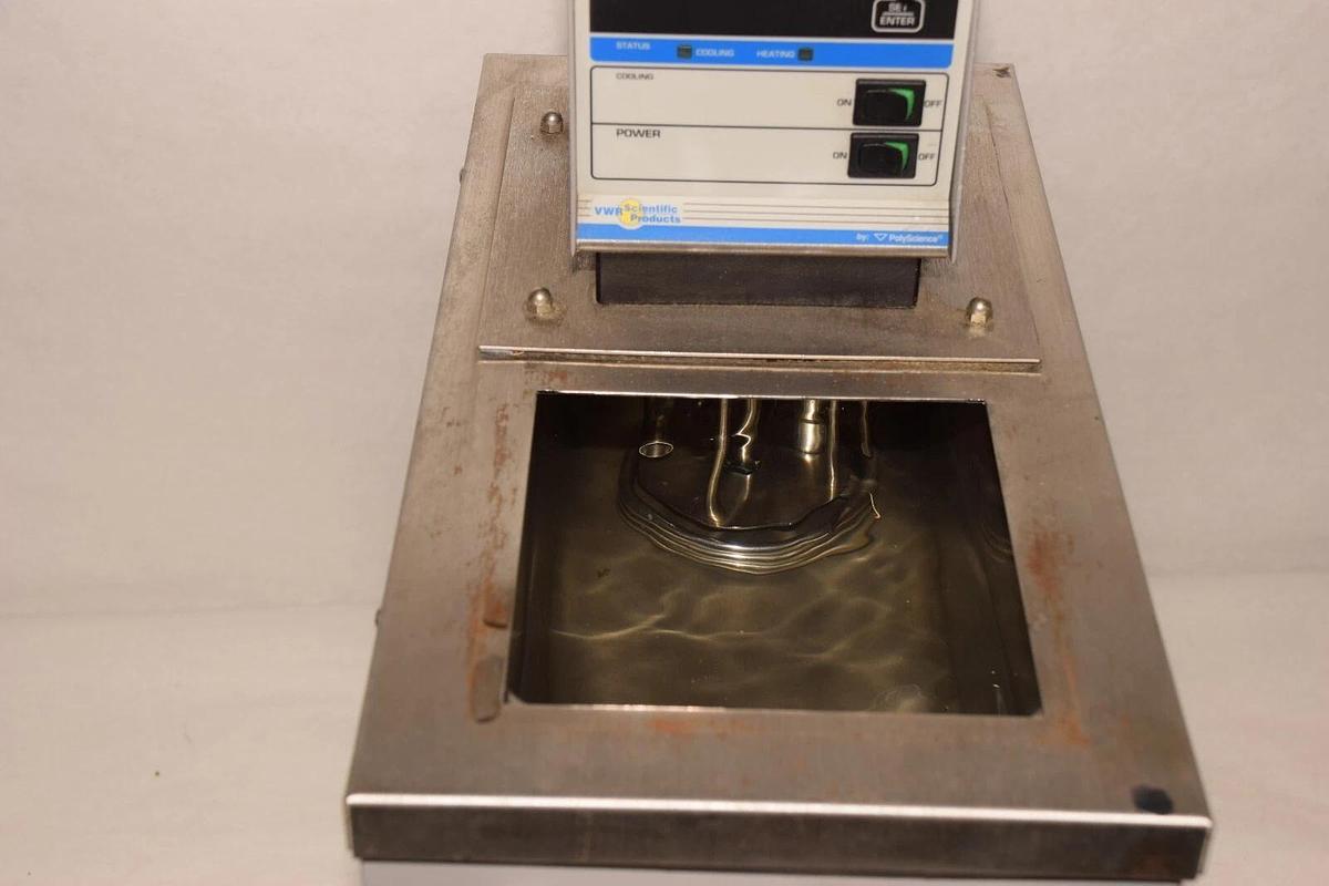 Used VWR SCIENTIFIC PRODUCTS 1160A 120V 60Hz 10.00A Heating/Cooling Circulator Bath