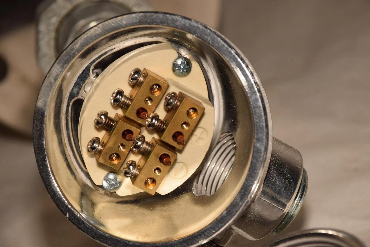 (NEW) MAC SF4283B , 316/316L Stem HT-AWE070303  Thermocouple Temperature Sensor