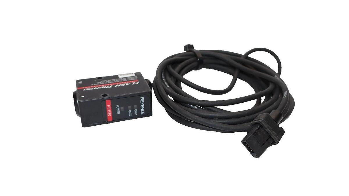 Used Keyence Thermal Sensor Flash Thermo FT-H30 , FTH30