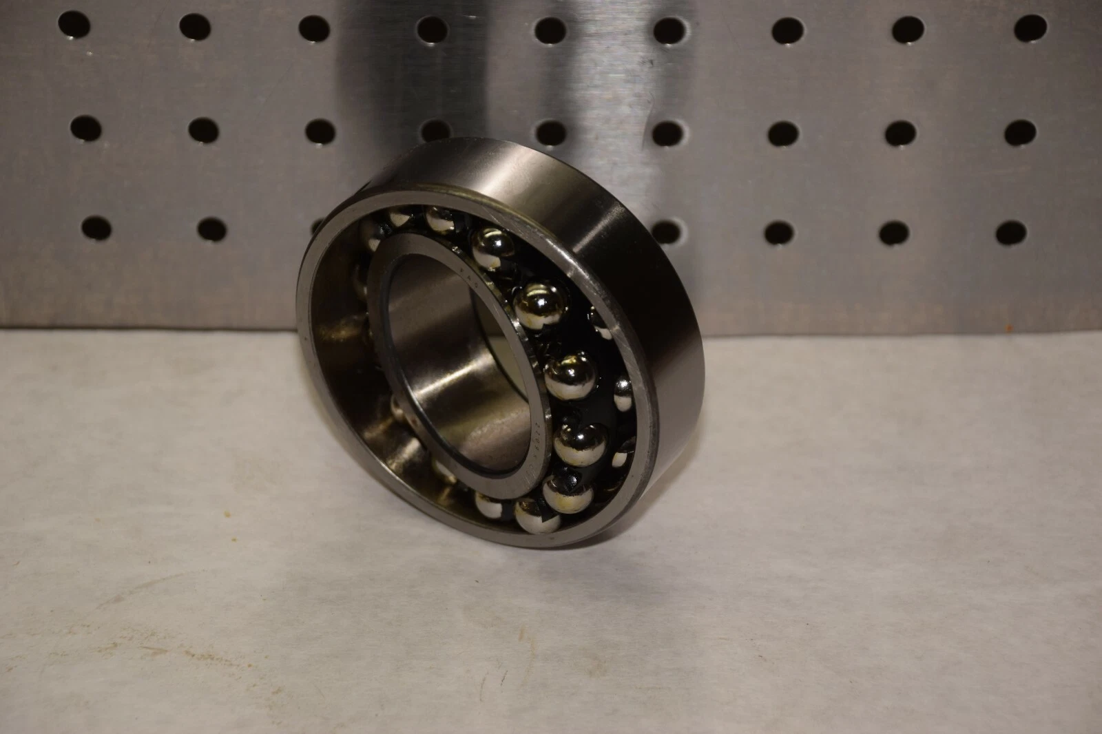 FAG 2209K.C3 2209C3 SPHERICAL SELF ALIGNING BEARING NEW