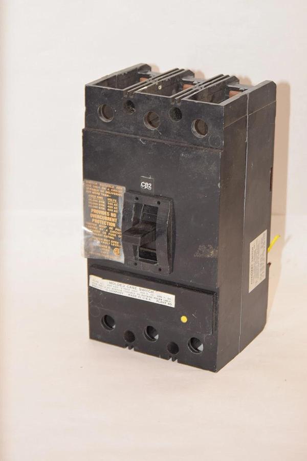 Used SQUARE D KAL36250 600V 250A 250 Amp Under Voltage Trip 24Vdc KAL Series Breaker