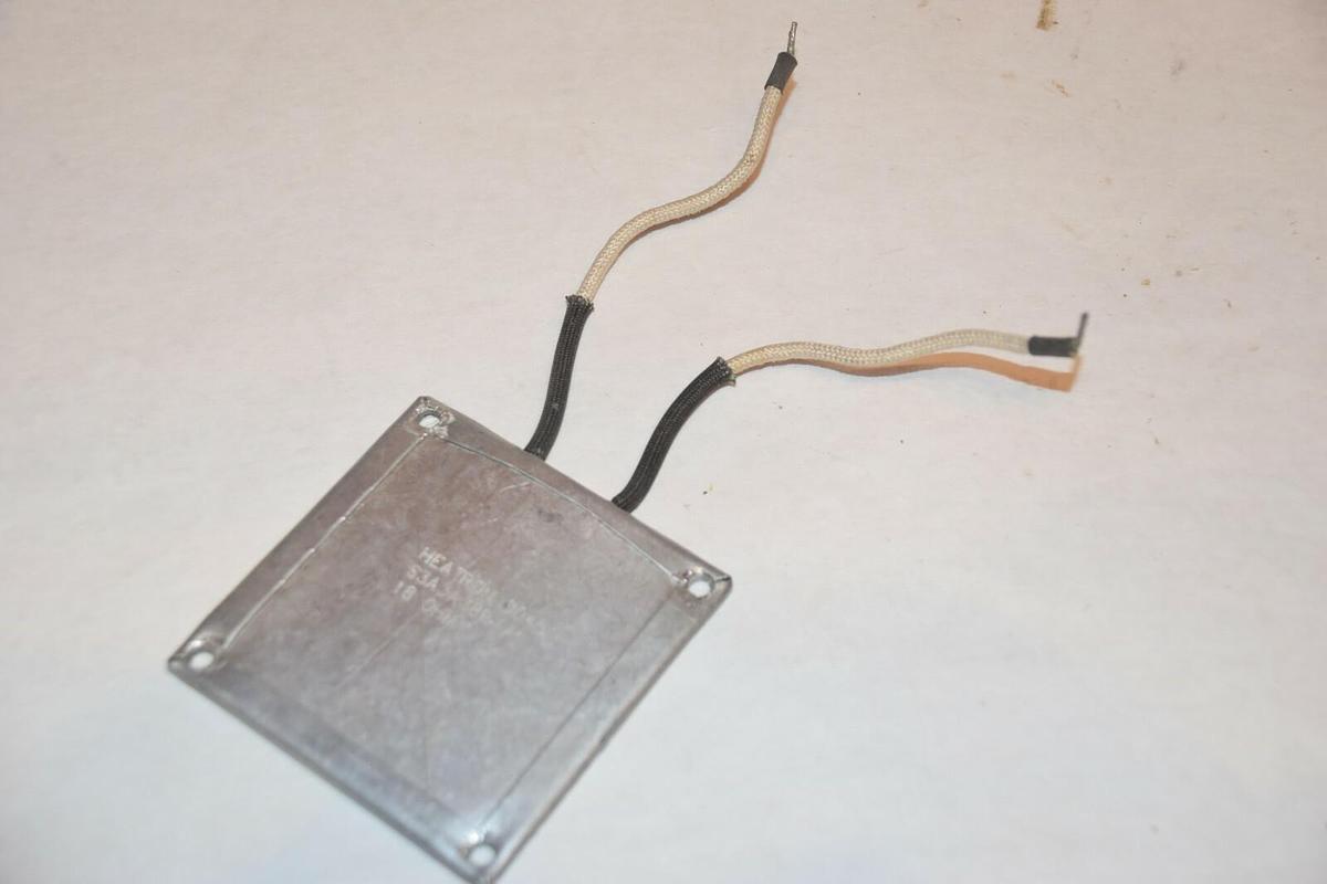 Used HEATRON S3A3A389-A1 0045 18Ω SQUARE HEAT STRIP