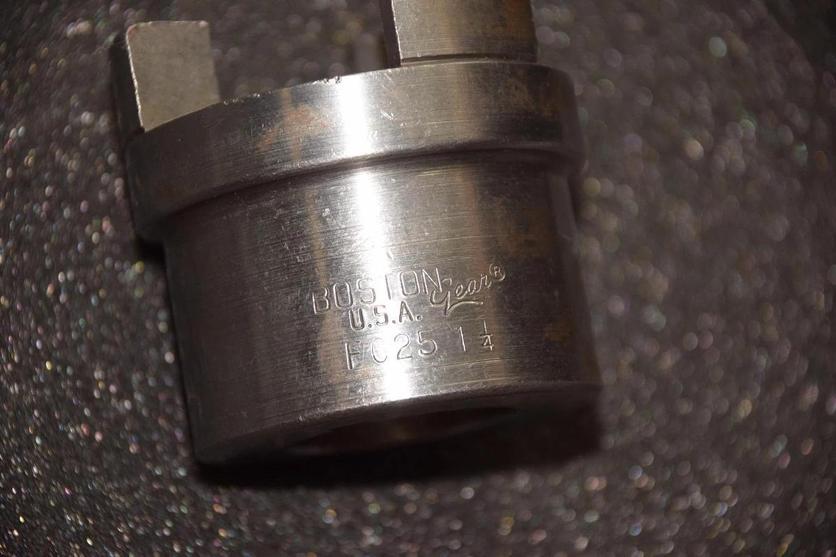 (New) Boston Gear FC25 1-1/4 Coupling Hub 08280