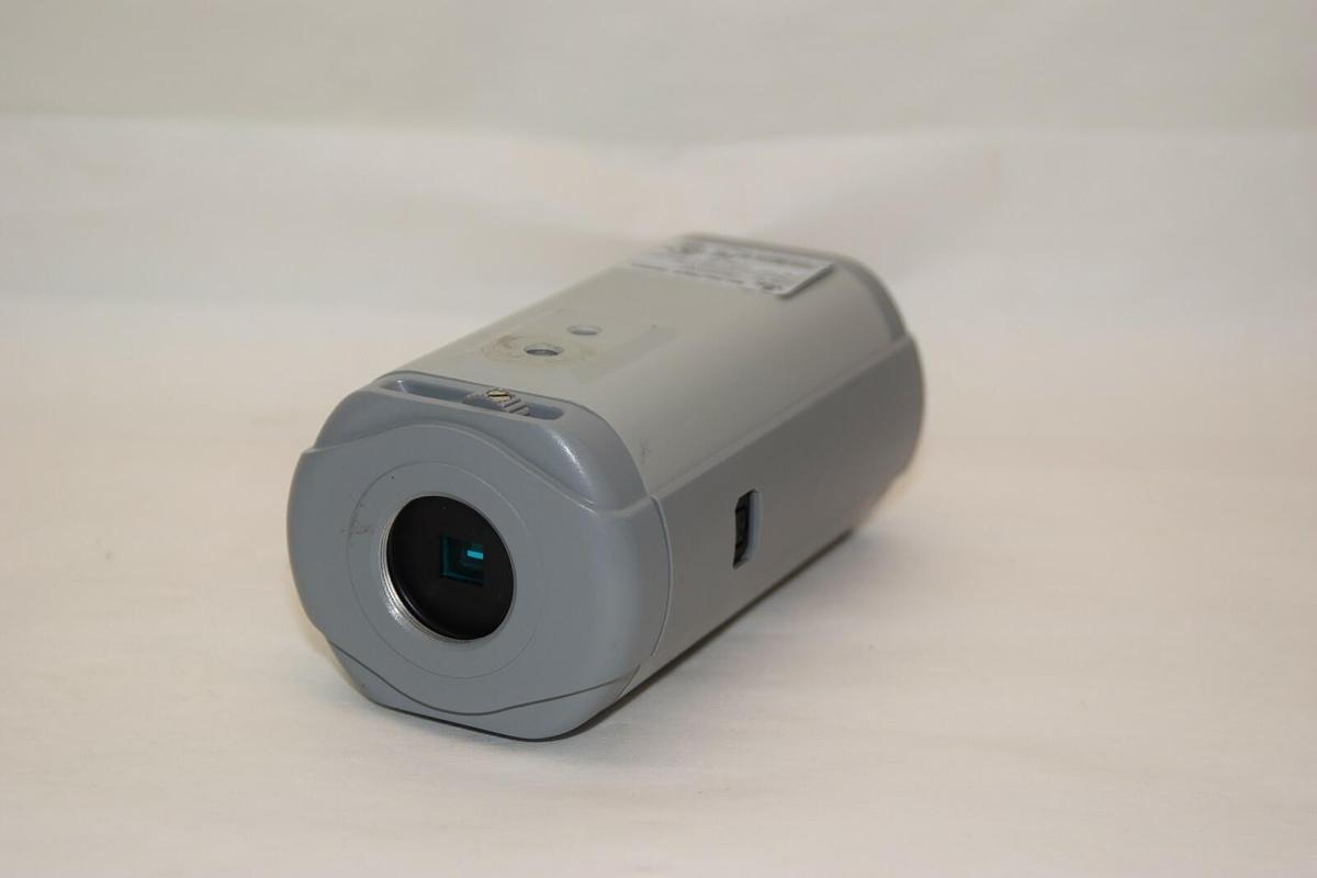 Used VIEW CR3SN5422 12Vdc 24Vac 4.5W Hi-Resolution Color Security Camera
