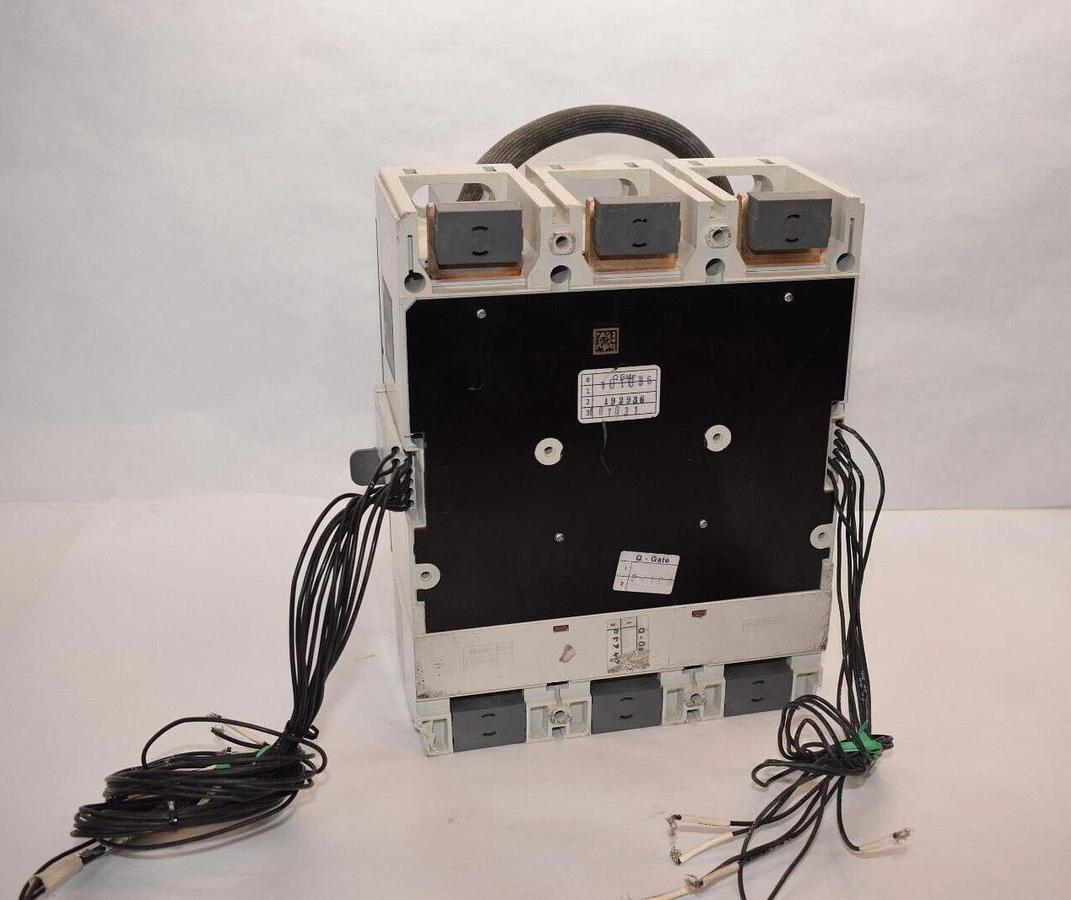 Used ABB SACE Tmax SACE T6N800 T6N 800 800A 3P  Circuit Breaker w/ Motor Operator