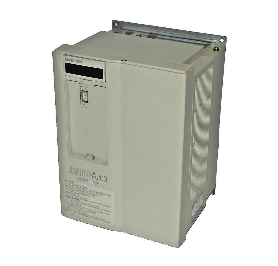Used Mitsubishi Freqrol A200 Inverter Drive Model FR-A220E-11k-TF  15Hp ac drive