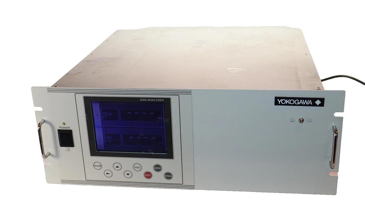 Used Yokogawa IR200-FNGKRTNNNN-4RE , Model IR200 100-240Vac Infrared Gas Analyzer