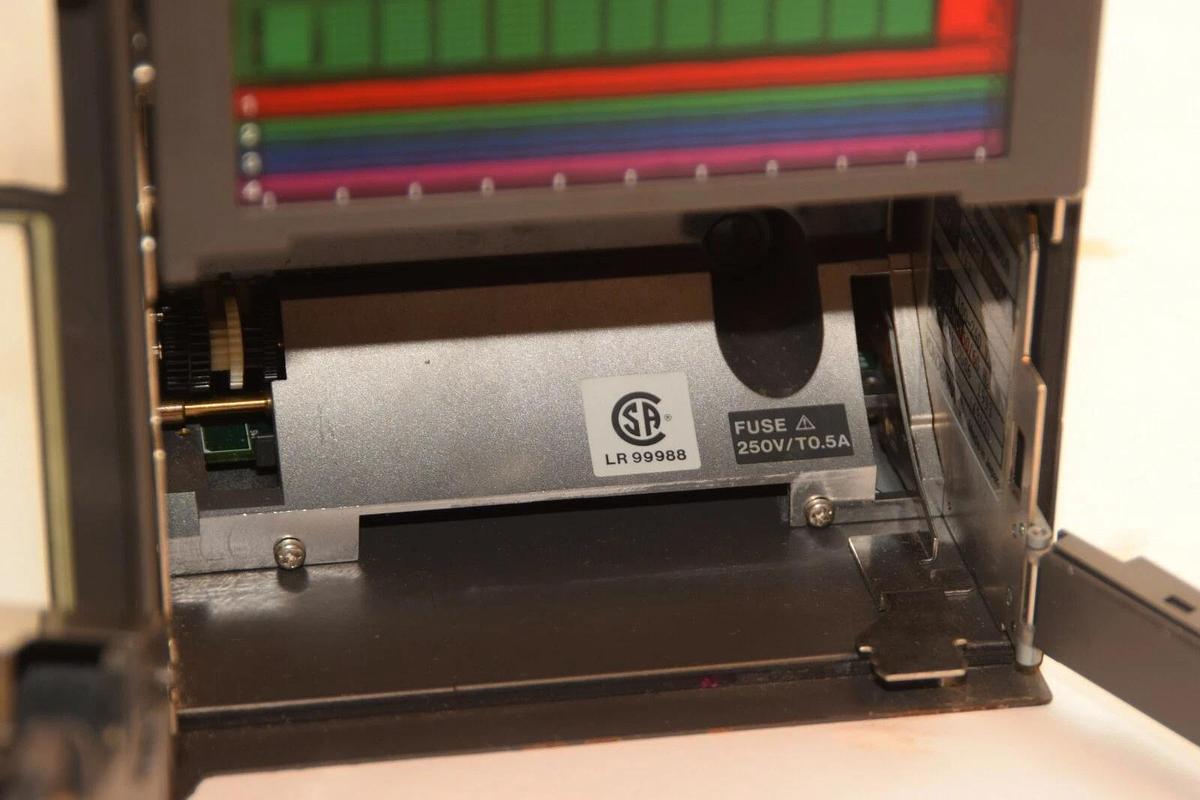 Used JOHNSON YOKOGAWA 436004 100-240Vac 50/60Hz Data Chart Recorder
