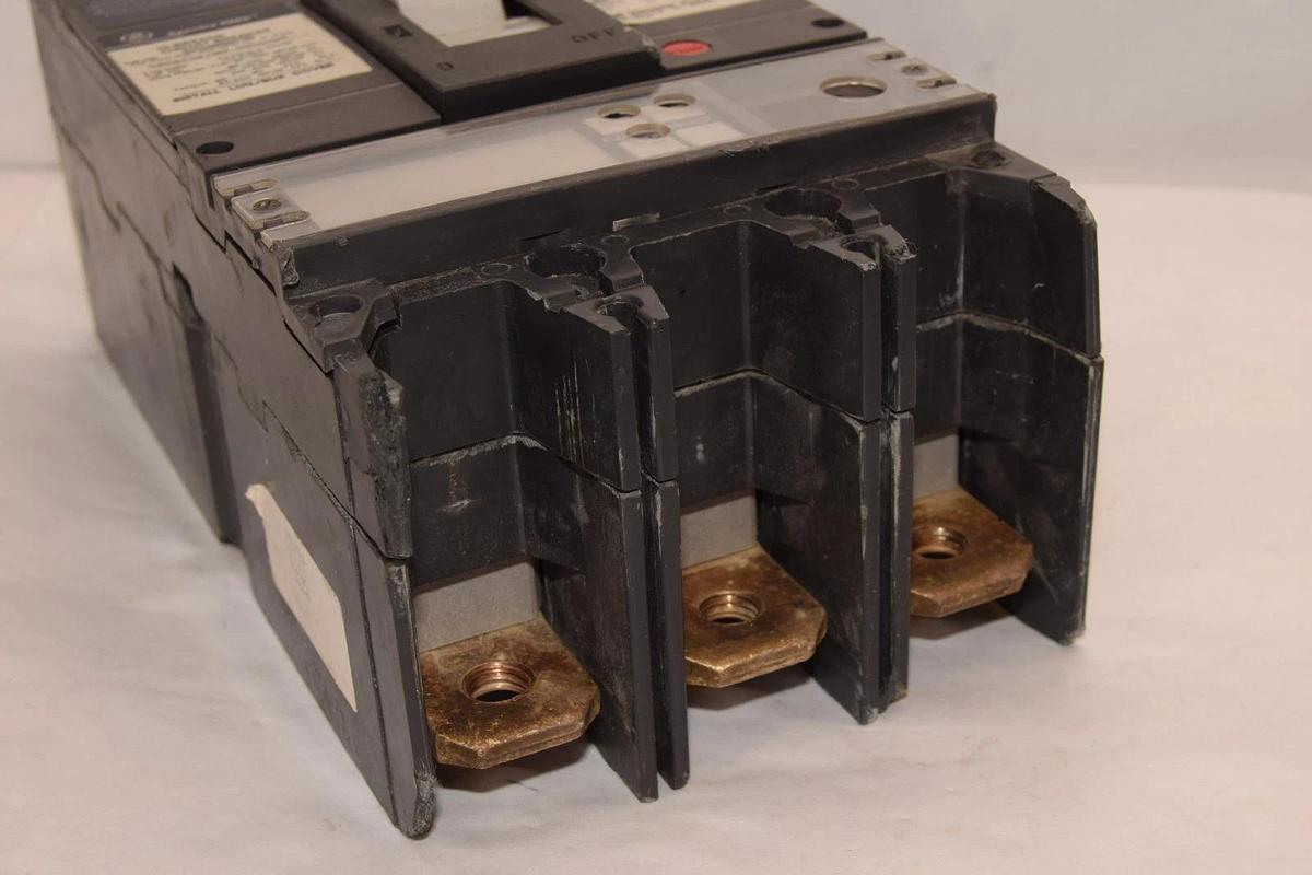 Used GE Spectra RMS Hi-Break Breaker 150A 150 Amp 600v 3p SGHH36BB0150 NO plug