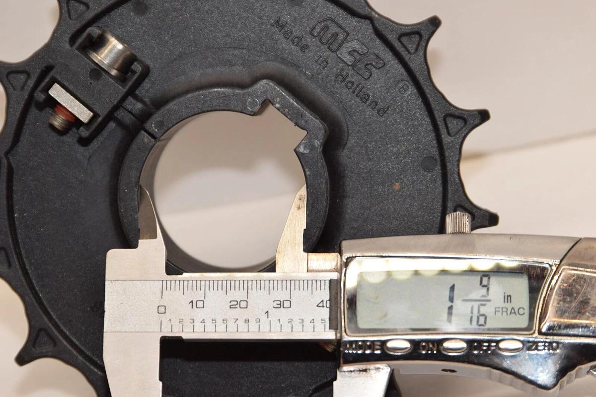 MCC Sprocket 1050-16 105016  1-9/16 16 Teeth Sprocket (NEW)