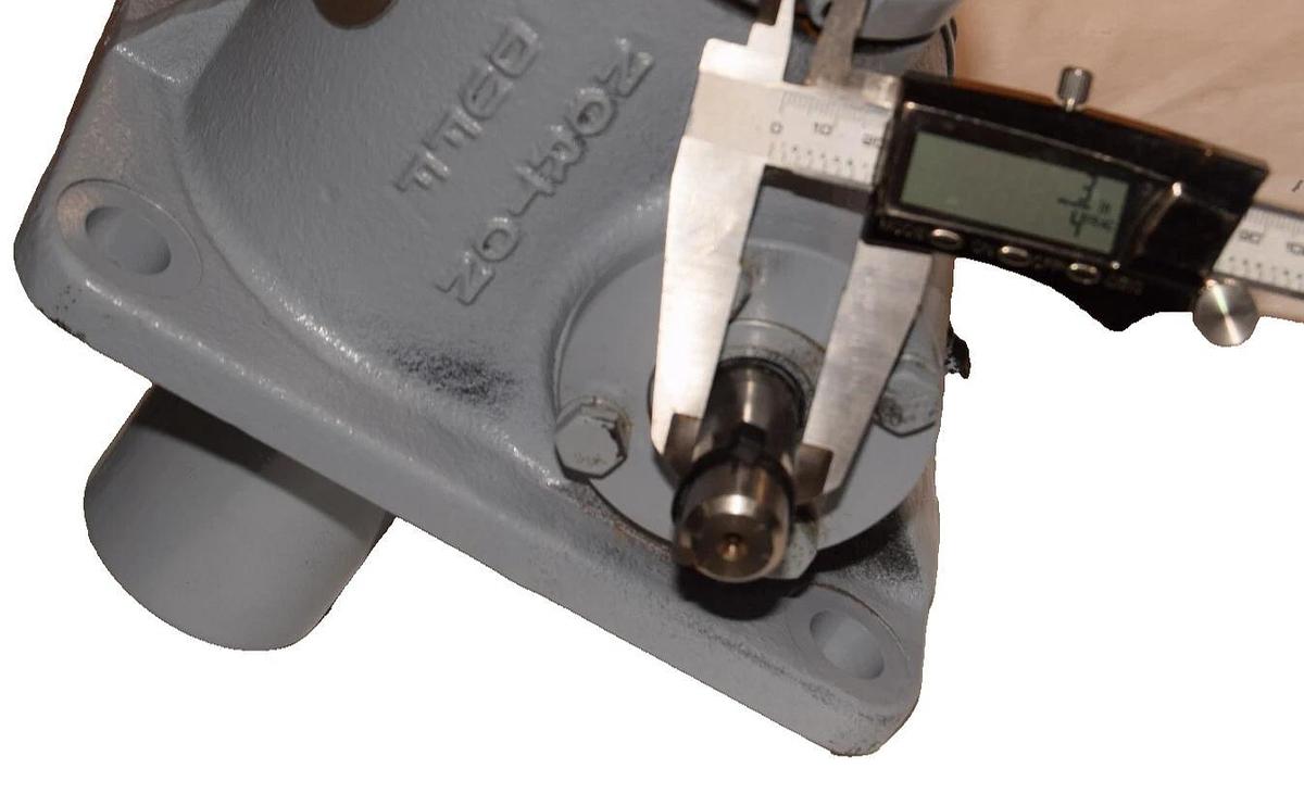 (NEW) DUFF-NORTON M10005-166 M.10005-166 3/4" Shaft Worm Gear Actuator