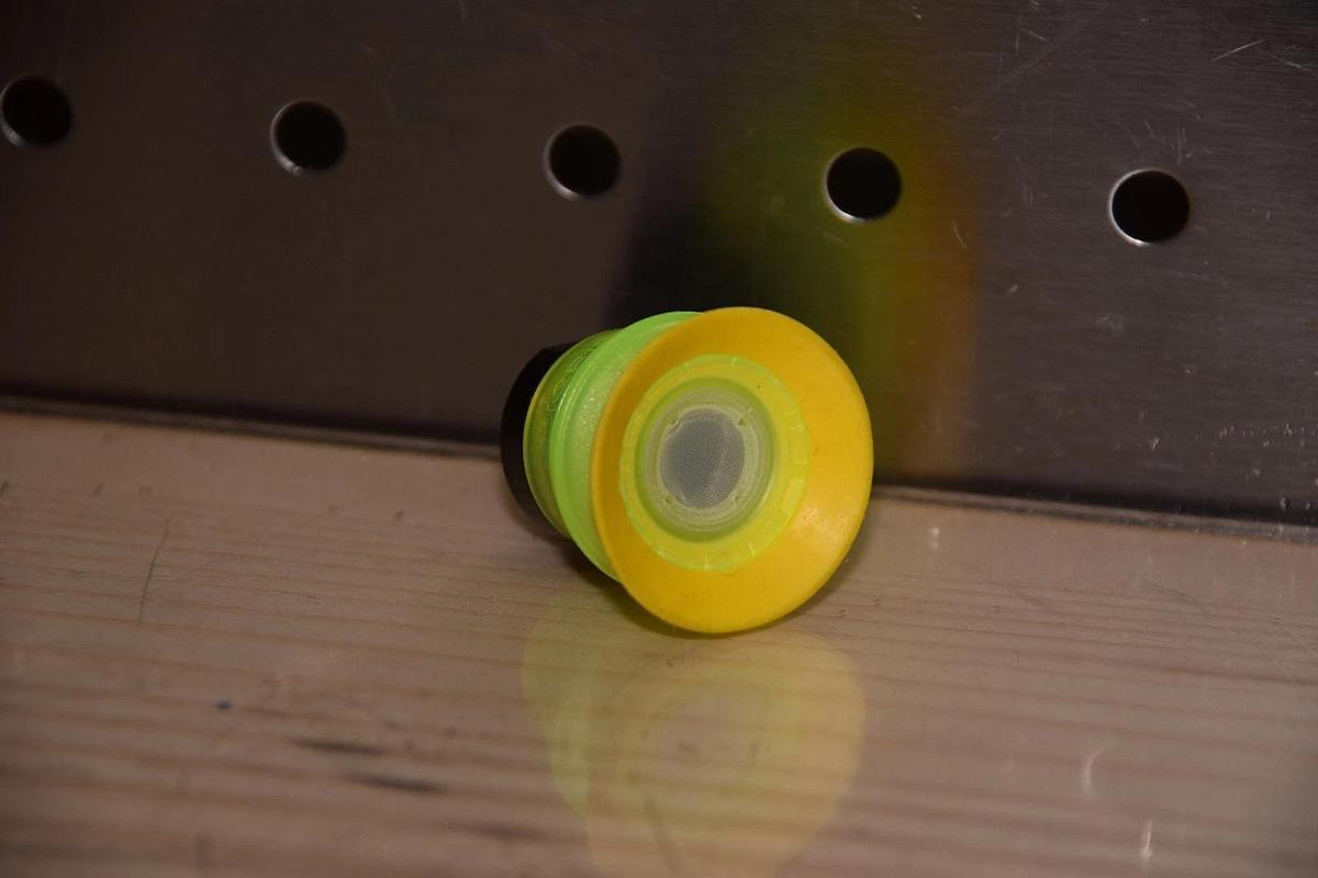 PIAB G 1/8" 0166339 MALE VACUUM CUP NEW