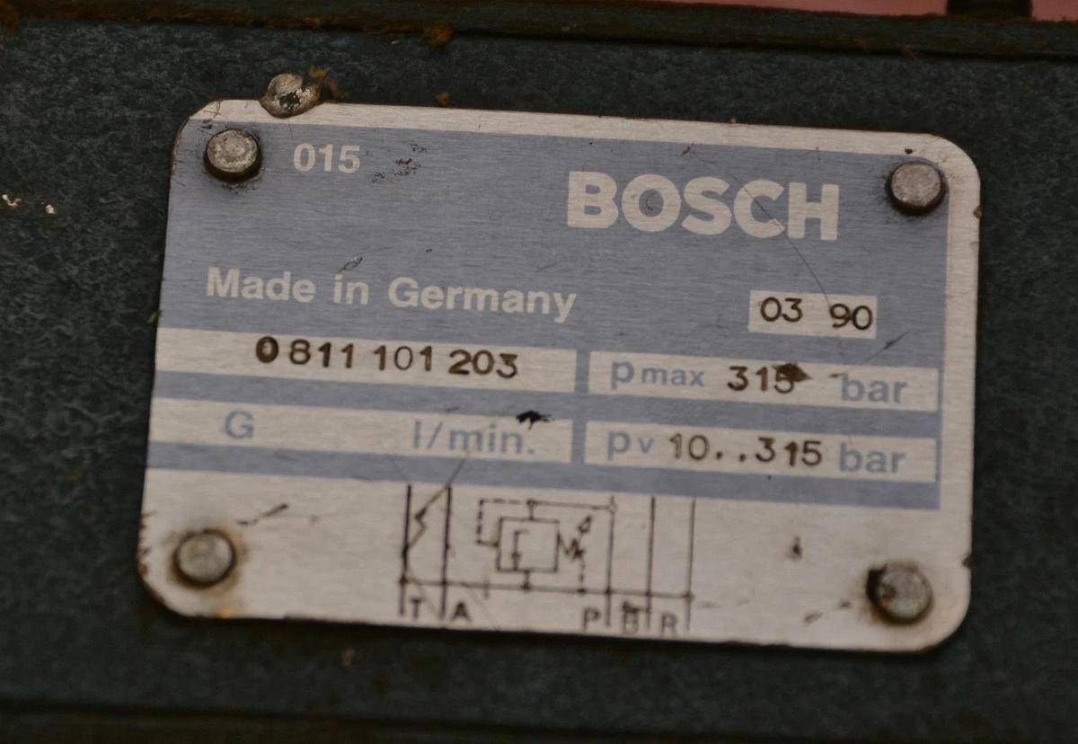 Used BOSCH Pressure Reducing Valve regulater  0811101203 315 BAR 811101203