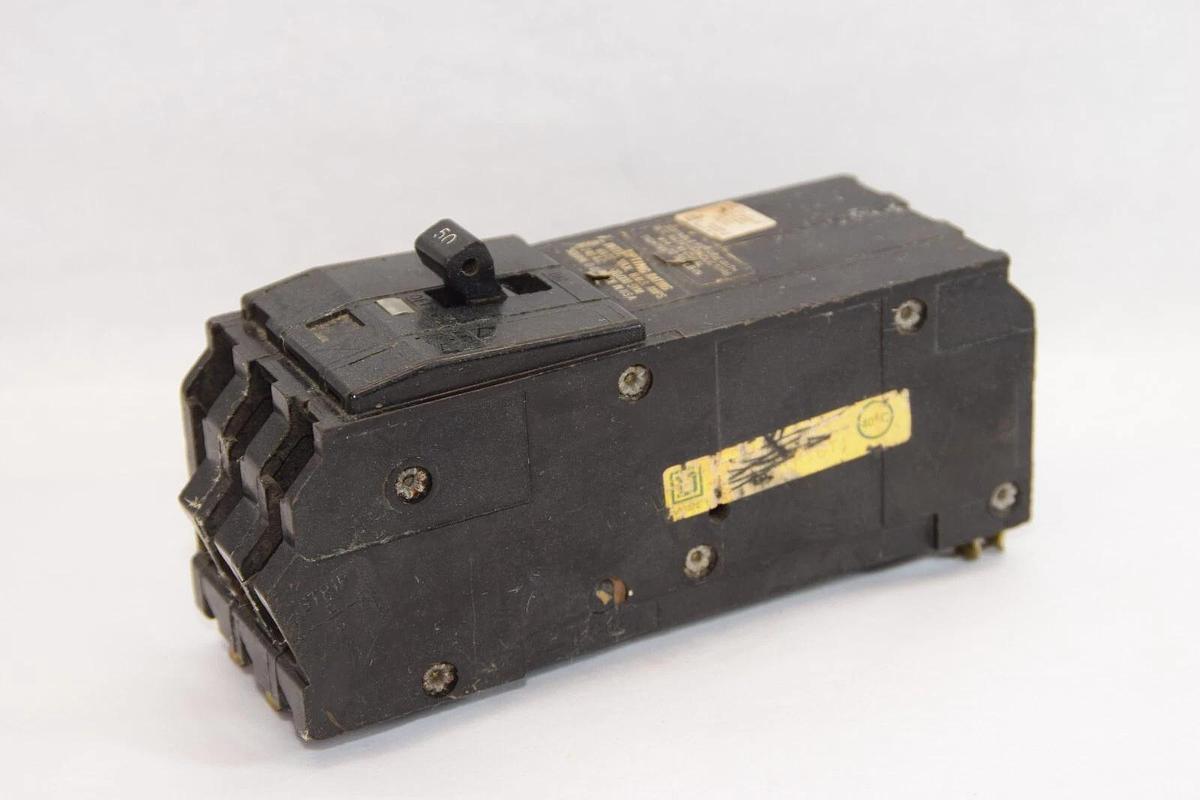 Used SQUARE D Q1B350 50A 50 Amp 3P Circuit Breaker *No Lug Screws*