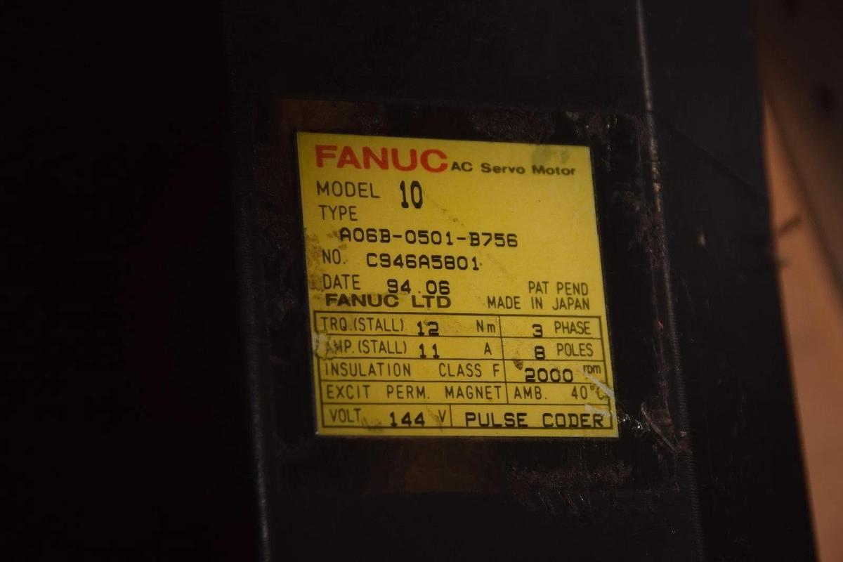 Used Fanuc AC Servo Motor A06B-0501-B756 w/ Encoder A860-0360-T101 Model 10