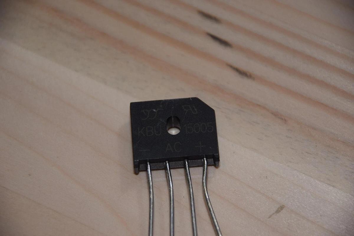 Used (LOT OF 24) KBU 15005 4 LEADS DIODE BRIDGE RECTIFIER