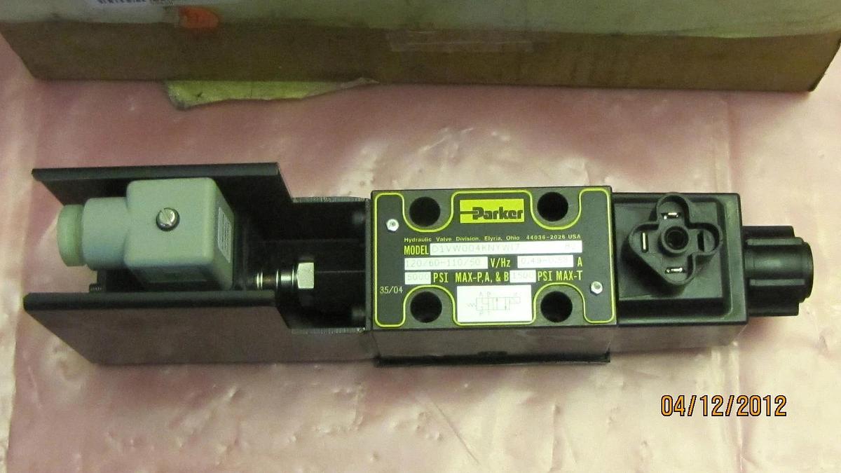 PARKER VALVE D1VW004KNYWI7 5000 PSI 5000PSI NEW