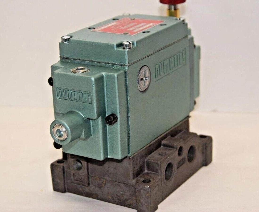 NUMATICS 33TSS4410 Solenoid Pneumatic Valve Repl# 33TSS4000 (NEW)