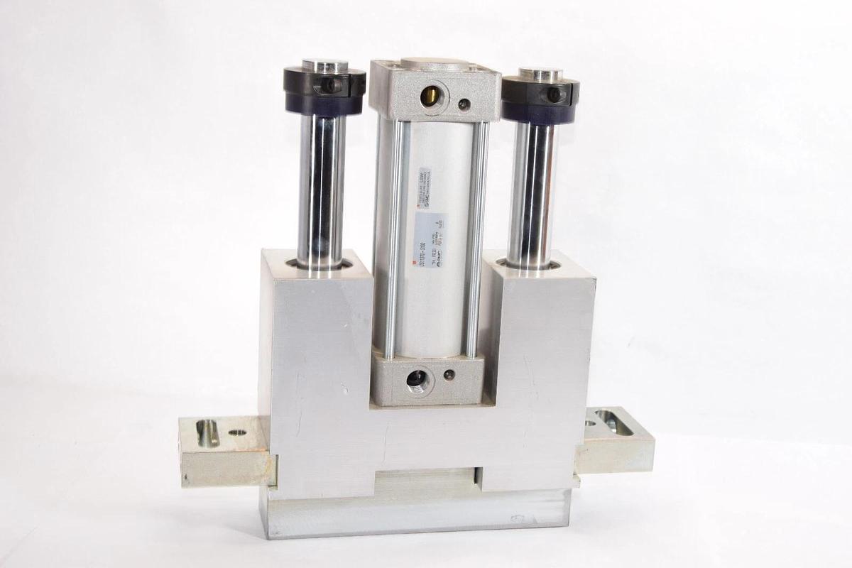 (NEW) SMC US11370-S100 US11370S100 145psi 1.00MPa Tie Rod Cylinder