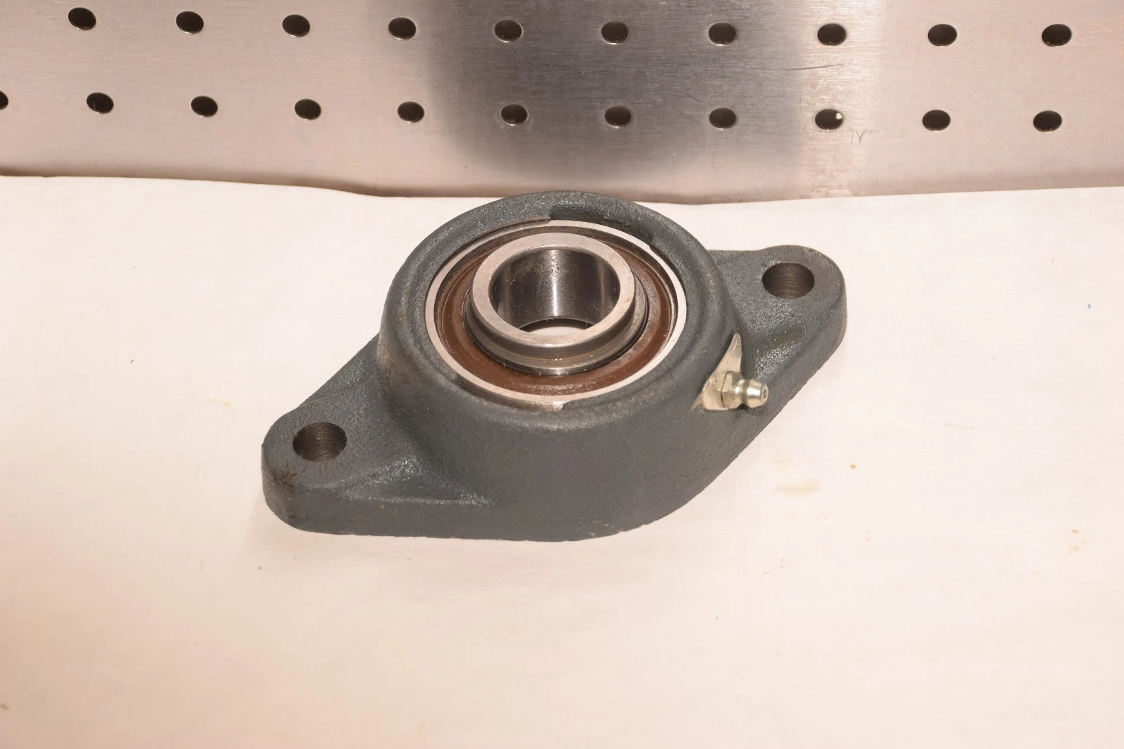 BCA TNR 1-1/8R TNR1-1/8R 1-1/8" FLANGE BEARING NEW